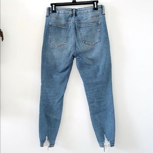 Mid-rise Ripped Skinny Jeans